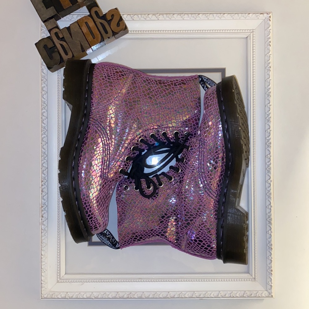 🇬🇧DR. MARTENS 1460 Pascal Purple Snake Metallic Suede Boots - Picture 14 of 16
